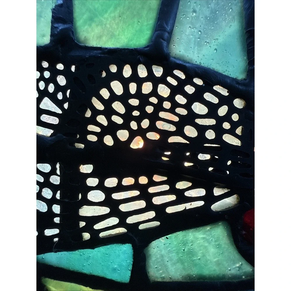 Dale Tiffany Dragonfly Motif Egg Shaped Stained Glass Accent Lamp